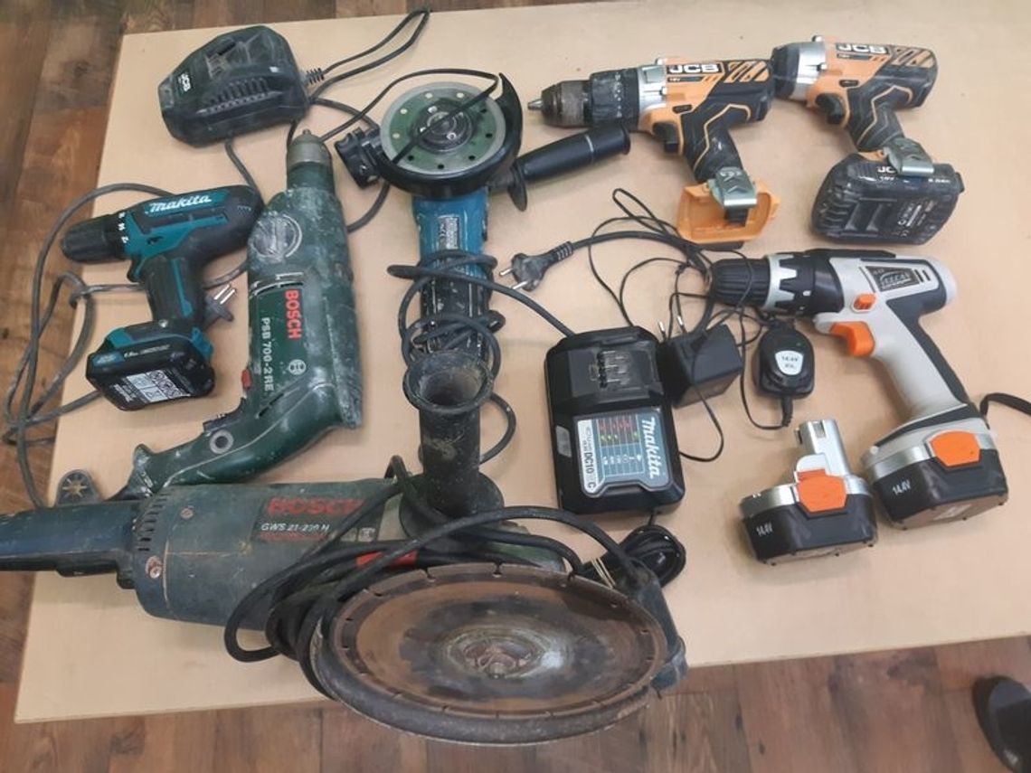 DWÓCH MĘŻCZYZN ODPOWIE ZA PRZESTĘPSTWO PRZECIWKO MIENIU DWÓCH MĘŻCZYZN ODPOWIE ZA PRZESTĘPSTWO PRZECIWKO MIENIU