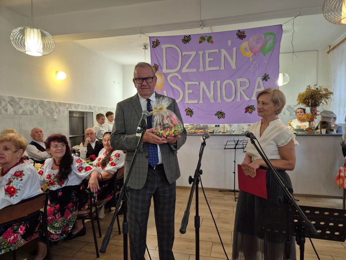 Dzień Seniora w Domu Pomocy Społecznej w Niemczy Dzień Seniora w Domu Pomocy Społecznej w Niemczy
