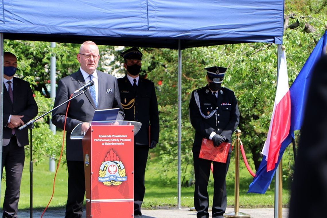DZIEŃ STRAŻAKA W POWIECIE DZIERŻONIOWSKIM DZIEŃ STRAŻAKA W POWIECIE DZIERŻONIOWSKIM