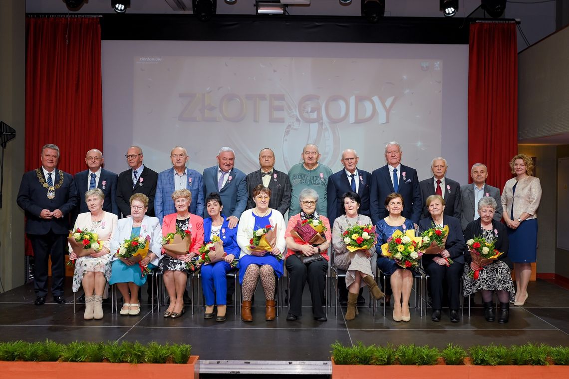 Dzierżoniów: 20 par świętowało półwiecze pożycia małżeńskiego