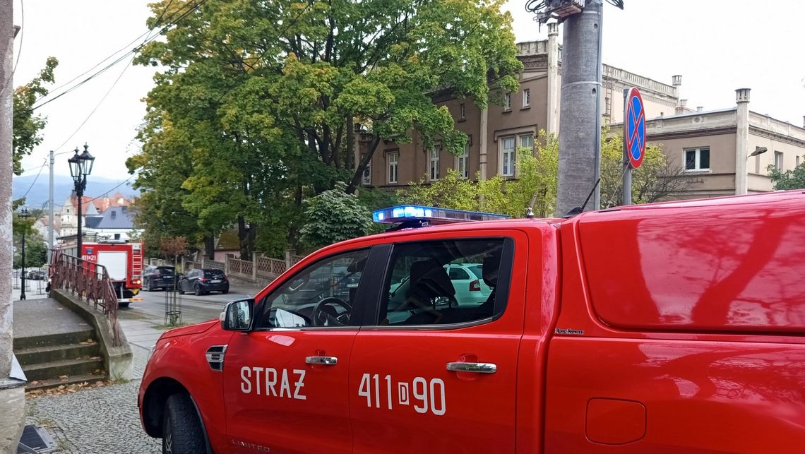 Dzierżoniów, ewakuacja Urzędu Skarbowego