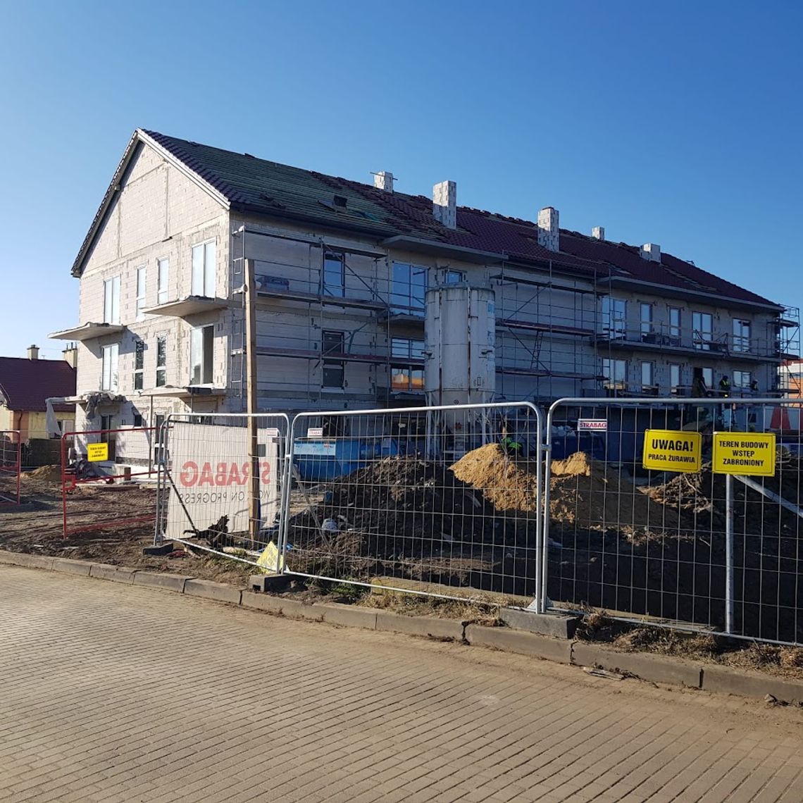 Dzierżoniów: Nowy budynek komunalny przy ul. Prusa nabiera kształtów