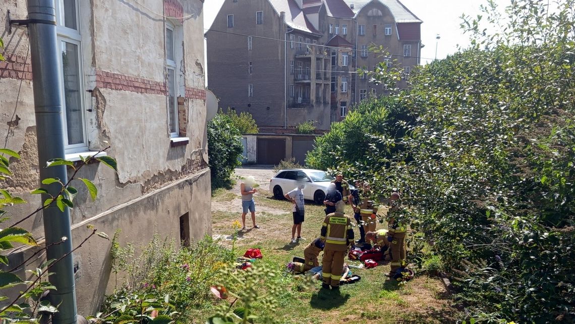 Dzierżoniów, śmierć po wypadnięciu z okna