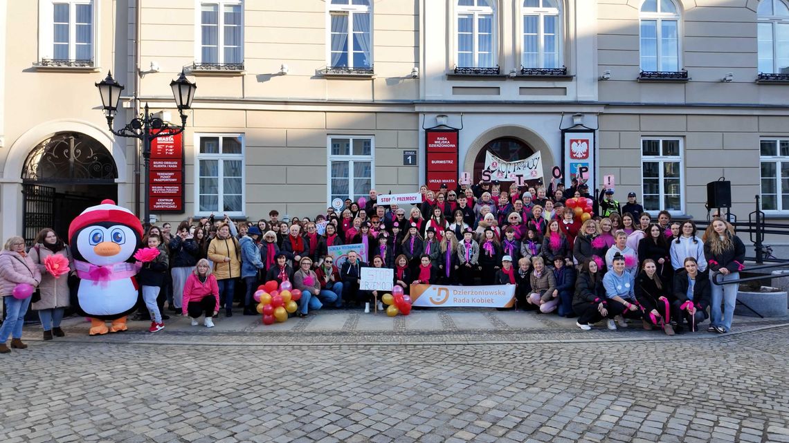Dzierżoniów zatańczył przeciwko przemocy – One Billion Rising 2026
