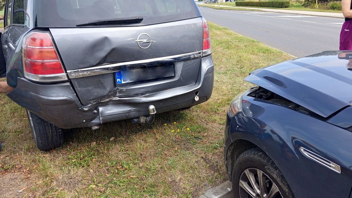 Dzierżoniów, zderzenie Forda z Oplem