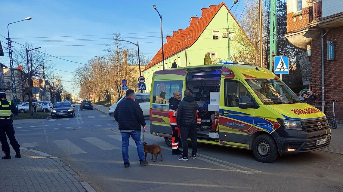 Dzierżoniów, zderzenie Hyundaia ze Skodą Dzierżoniów, zderzenie Hyundaia ze Skodą