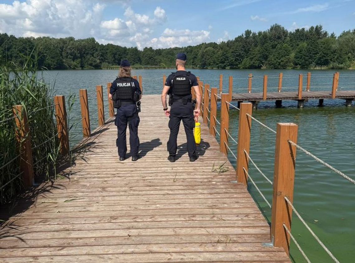 Dzierżoniowscy policjanci patrolują akweny – trwa akcja „Kręci mnie bezpieczeństwo w lecie”