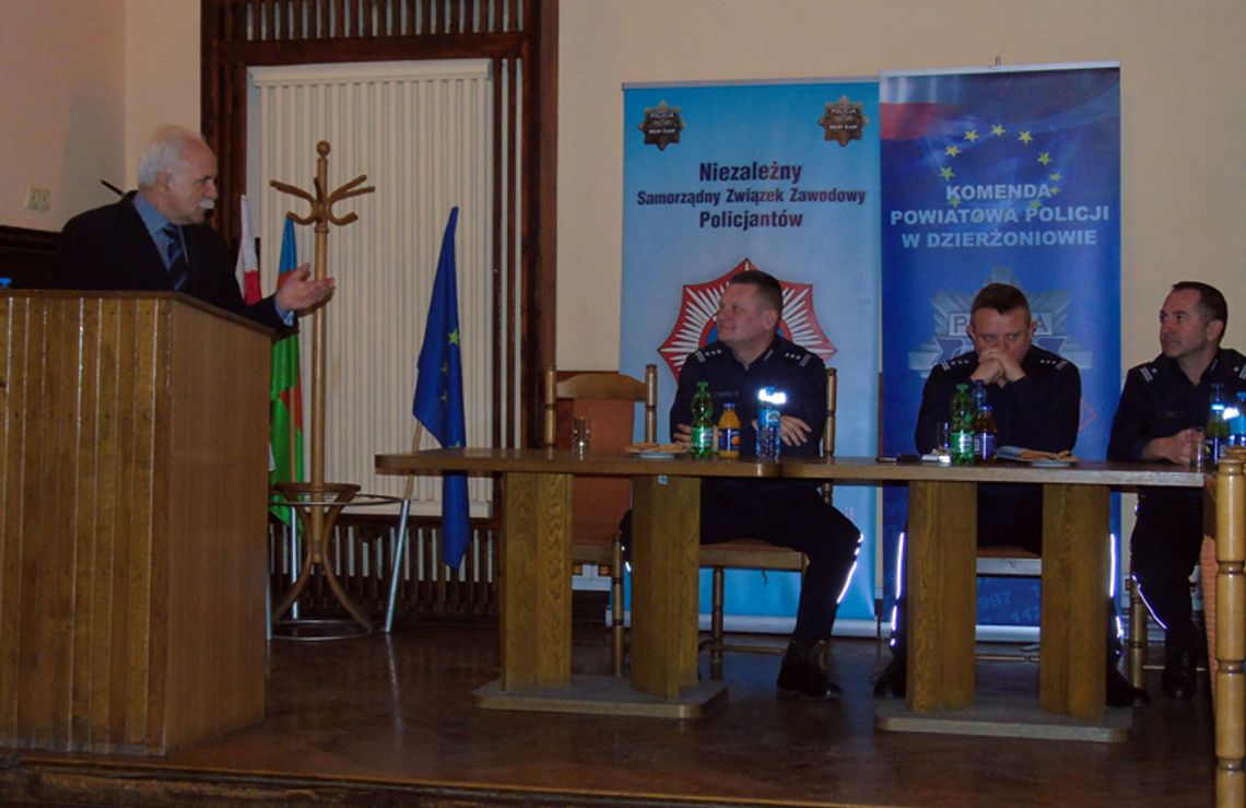 DZIERŻONIOWSKA POLICJA PODSUMOWAŁA 2016 ROK DZIERŻONIOWSKA POLICJA PODSUMOWAŁA 2016 ROK