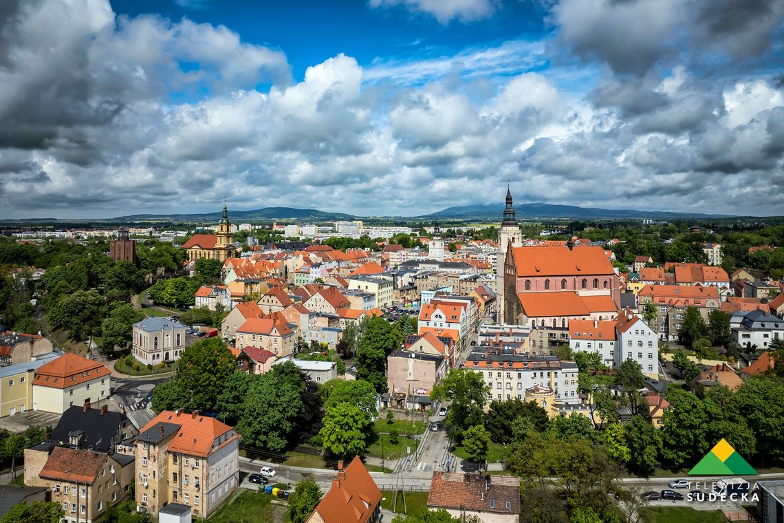 Dziorżoniów: Weź dotację na wymianę pieca i termomodernizację