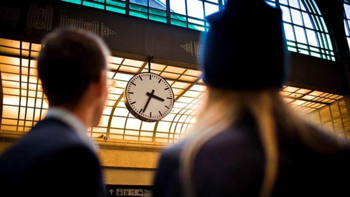 DZISIAJ W NOCY ZMIENIAMY CZAS