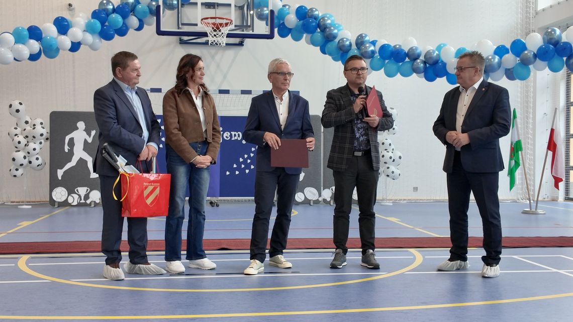 Hala sportowa w Domaszkowie otwarta – inwestycja wsparta Polskim Ładem