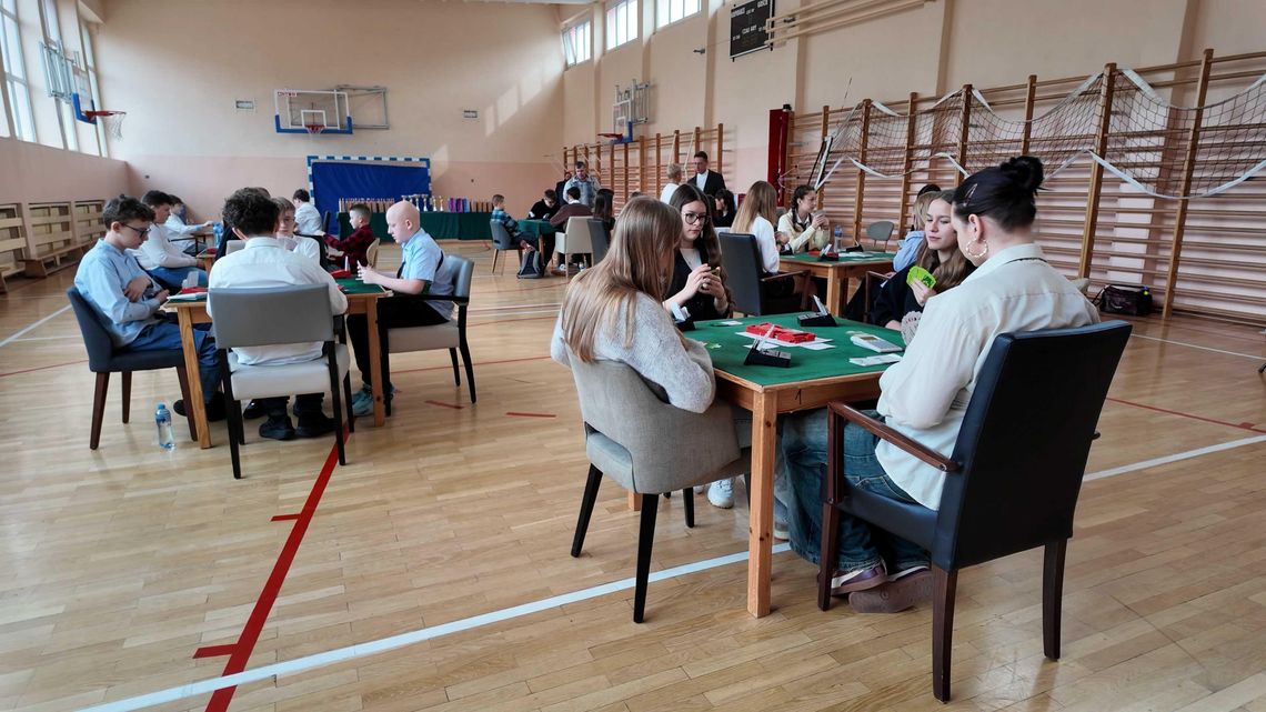 III Szkolny Turniej Brydża Sportowego w Bielawie