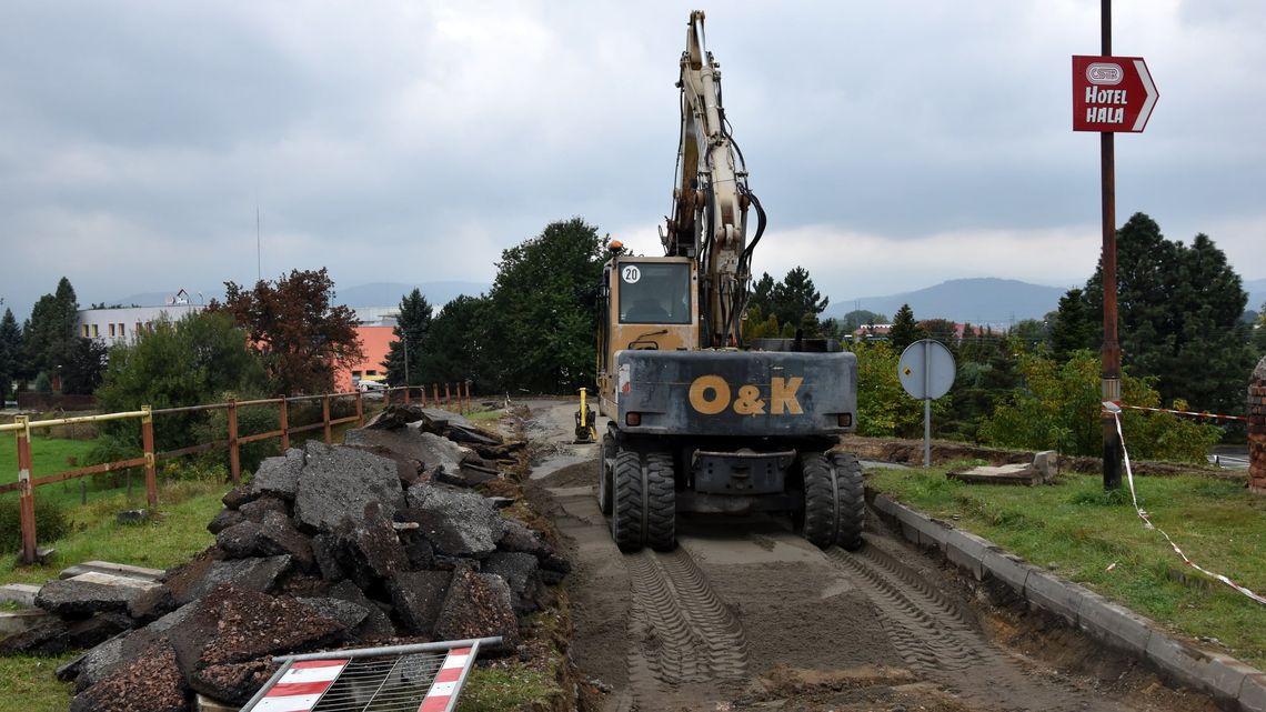 INWESTYCJE DROGOWE – NOWY ŁĄCZNIK NA STRUMYKOWEJ W DZIERŻONIOWIE