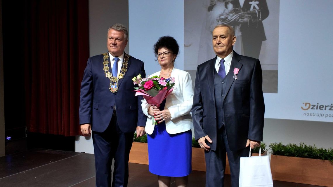 Jubileusz Pięćdziesięciolecia: Złote Gody w Dzierżoniowskim Ośrodku Kultury