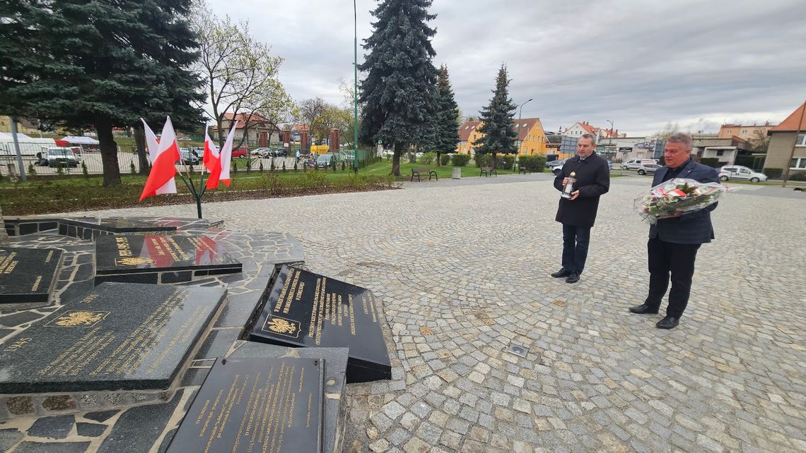 Katastrofa smoleńska to największa tragedia narodowa w historii powojennej Polski