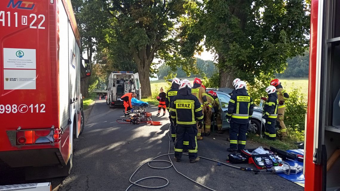 Kietlice, Mazdą uderzyła w drzewo