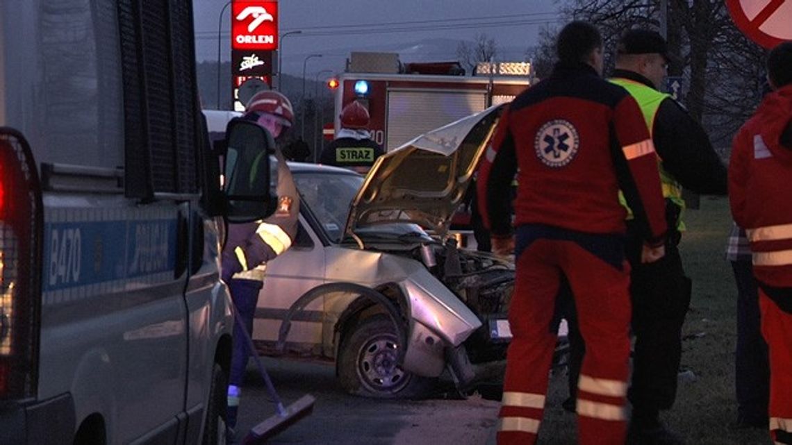 KOLIZJA NA DRODZE DZIERŻONIÓW - BIELAWA