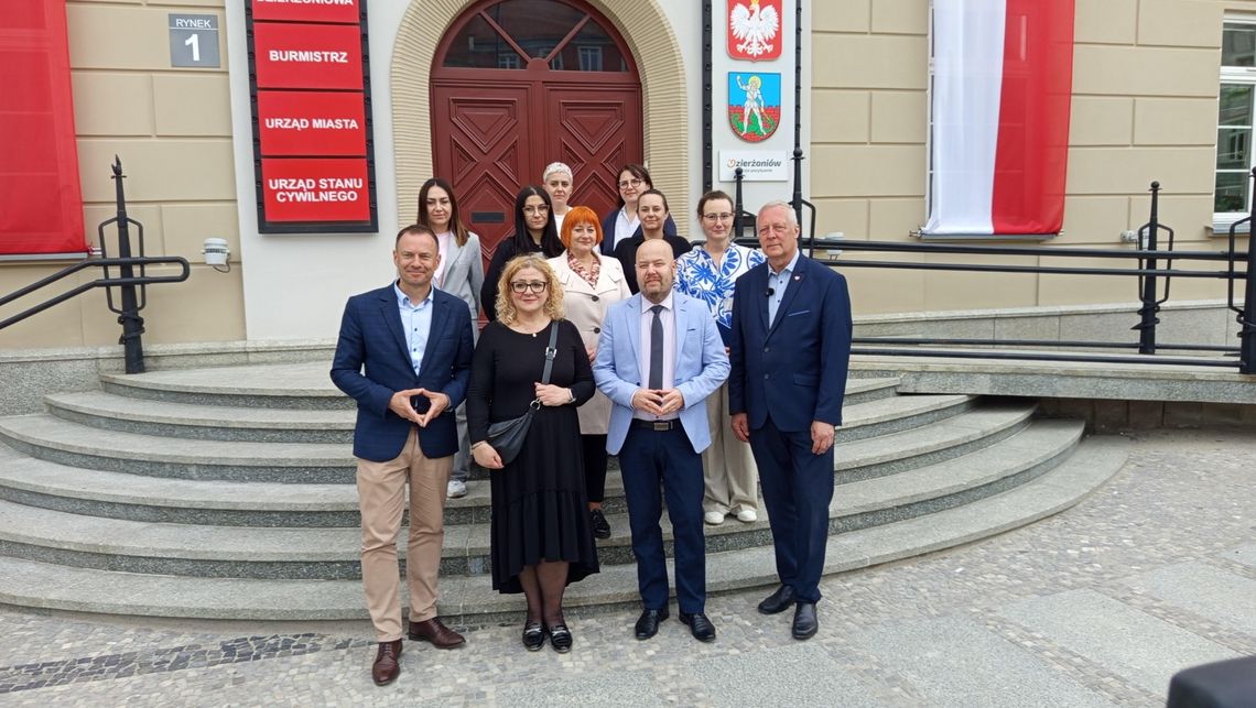 Konferencja ministra Piotra Borysa w Dzierżoniowie