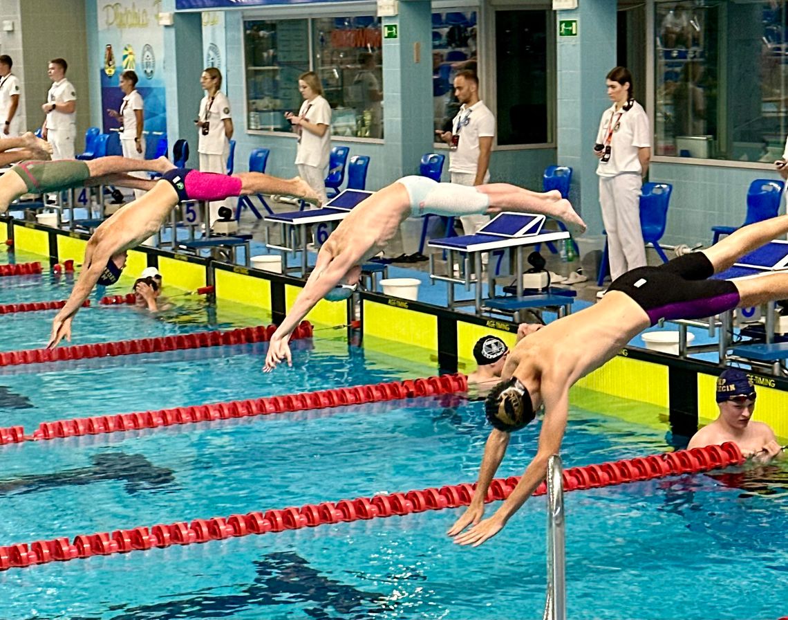 Kurs Nauki pływania „Delfinek”