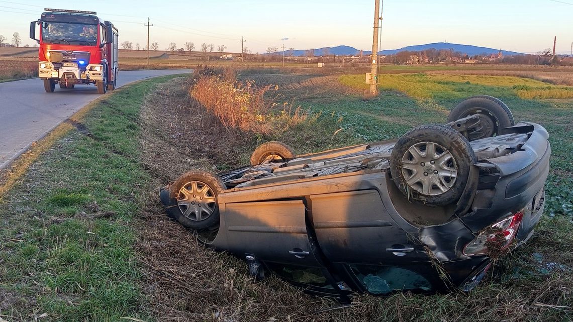 Łagiewniki, dachowanie na drodze do Sienic
