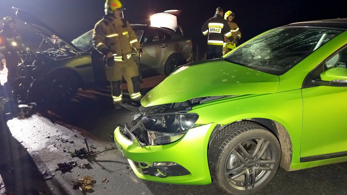 Łagiewniki. Zderzenie Jaguara z Volkswagenem