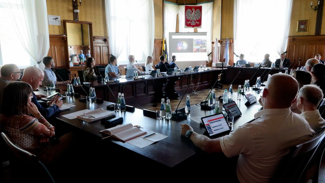 Majowa sesja Rady Miejskiej w Bielawie. Krok w stronę absolutorium Majowa sesja Rady Miejskiej w Bielawie. Krok w stronę absolutorium