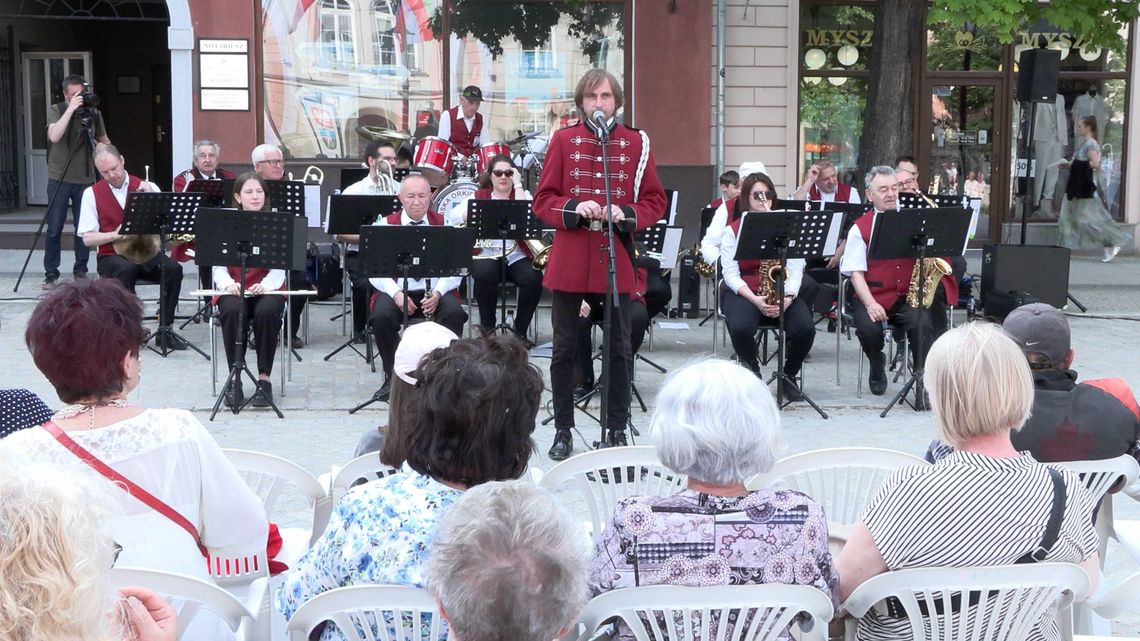 Majówkowy koncert orkiestry dętej na Rynku