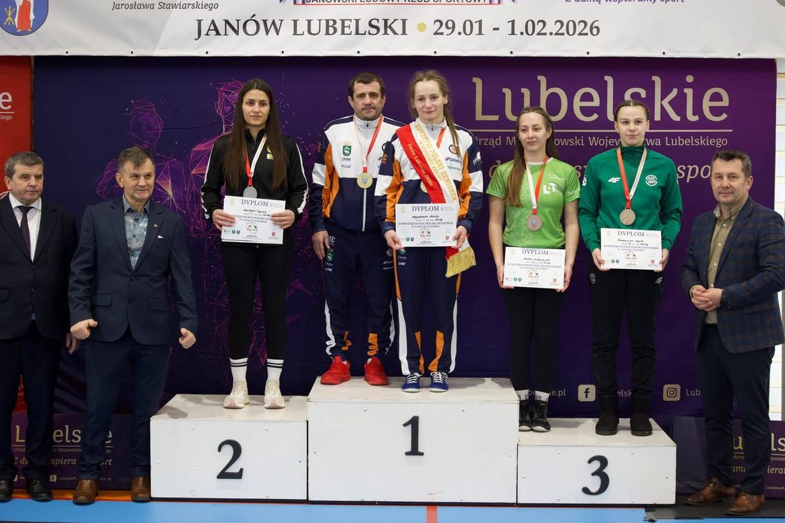 Martyka i Przybylak z medalami Mistrzostw Polski Seniorek w Zapasach