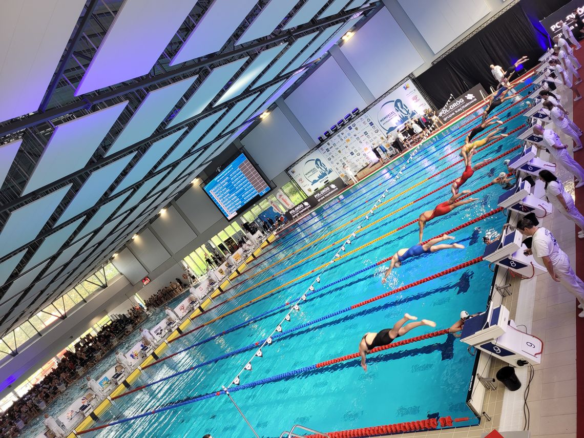 MKS 9: Pływacy na Memoriale Petrusewicza