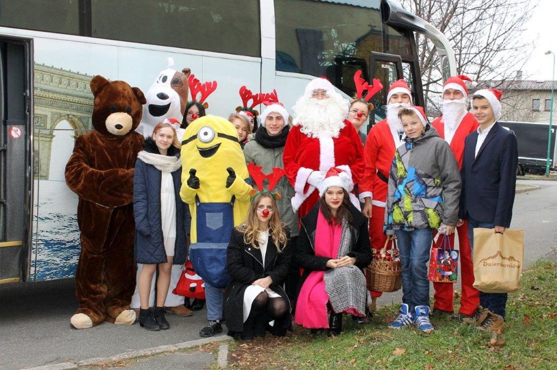 MŁODZI RADNI ODWIEDZILI SZPITALE