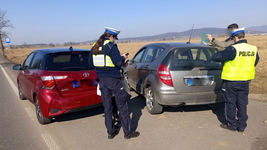 Mościsko. Kolizja Mercedesa z Toyotą