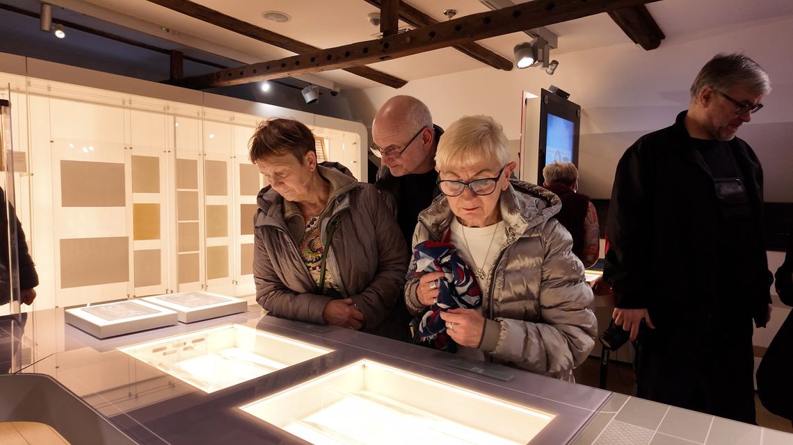 Muzeum Papiernictwa w Dusznikach-Zdroju: Podróż w czasie przez historię i pieniądz