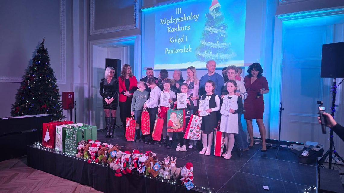 Muzyczne emocje w Kłodzku! Uczniowie zachwycili podczas Świątecznego Koncertu Muzyczne emocje w Kłodzku! Uczniowie zachwycili podczas Świątecznego Koncertu