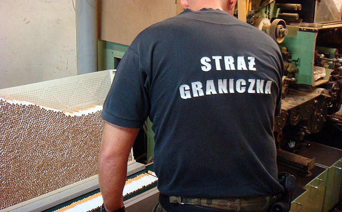 NIELEGALNA FABRYKA PAPIEROSÓW NIELEGALNA FABRYKA PAPIEROSÓW