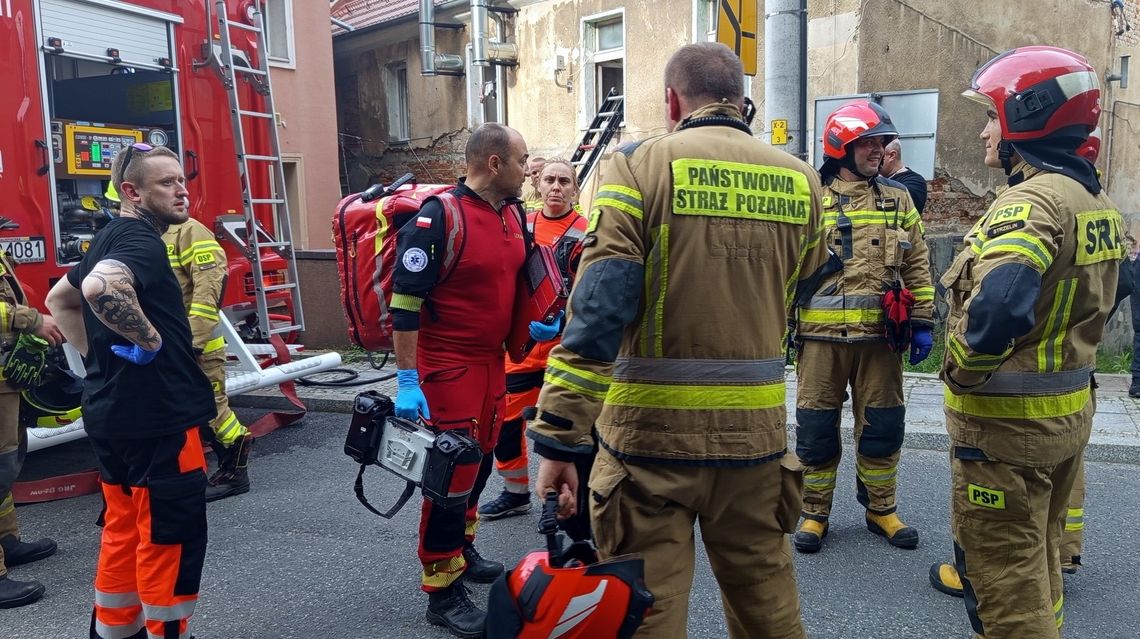 Niemcza, pożar klatki schodowej w domu wielorodzinnym