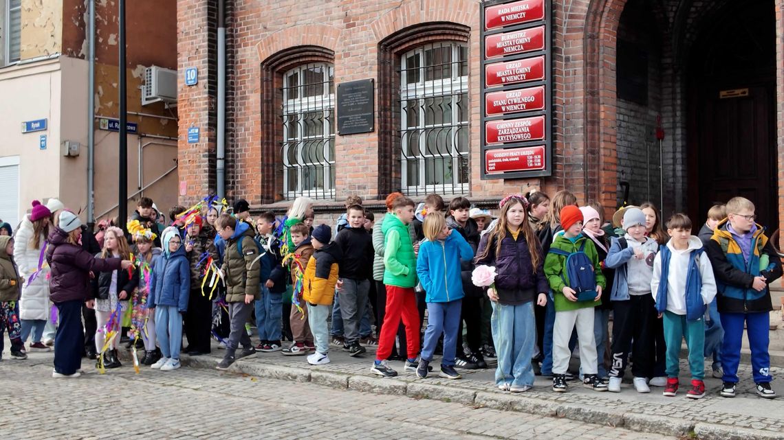 Niemcza w kolorach wiosny – radosne powitanie pory roku