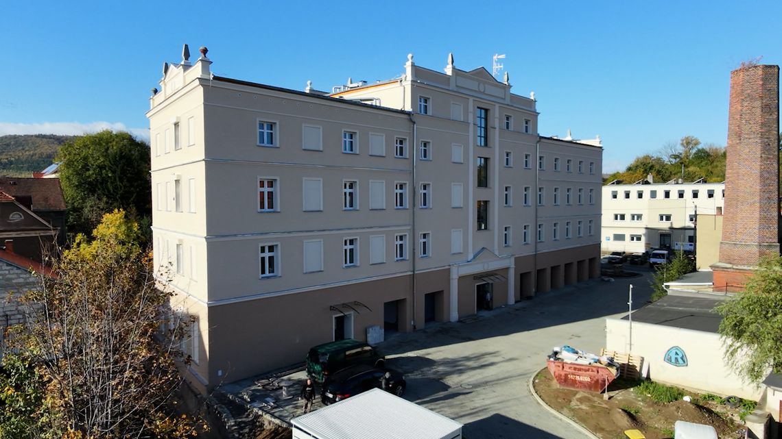 Nowe funkcje i zachowane dziedzictwo – budynek przy Kościuszki 6a na ukończeniu