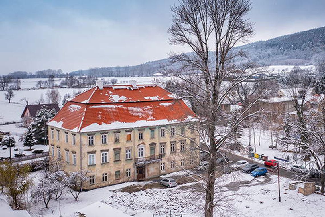 NOWE ŻYCIE PAŁACU W KIEŁCZYNIE