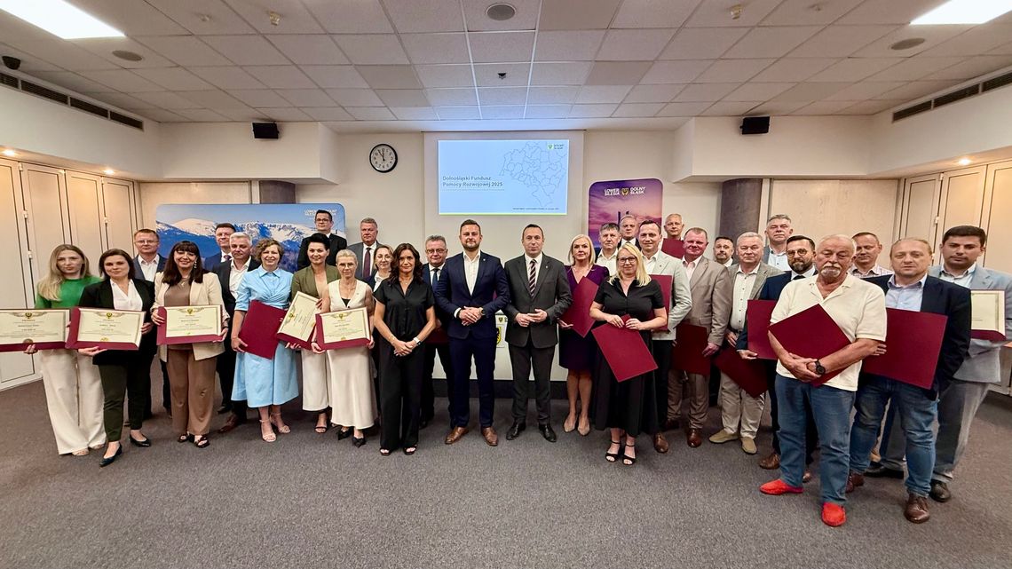 Odbudowa i odporność – 5 milionów złotych dla 32 dolnośląskich samorządów Odbudowa i odporność – 5 milionów złotych dla 32 dolnośląskich samorządów