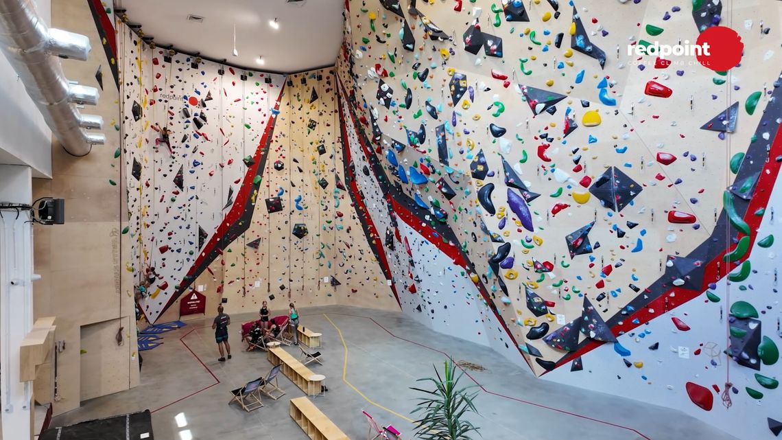Odkryj Redpoint – największą halę wspinaczkową w Sudetach!