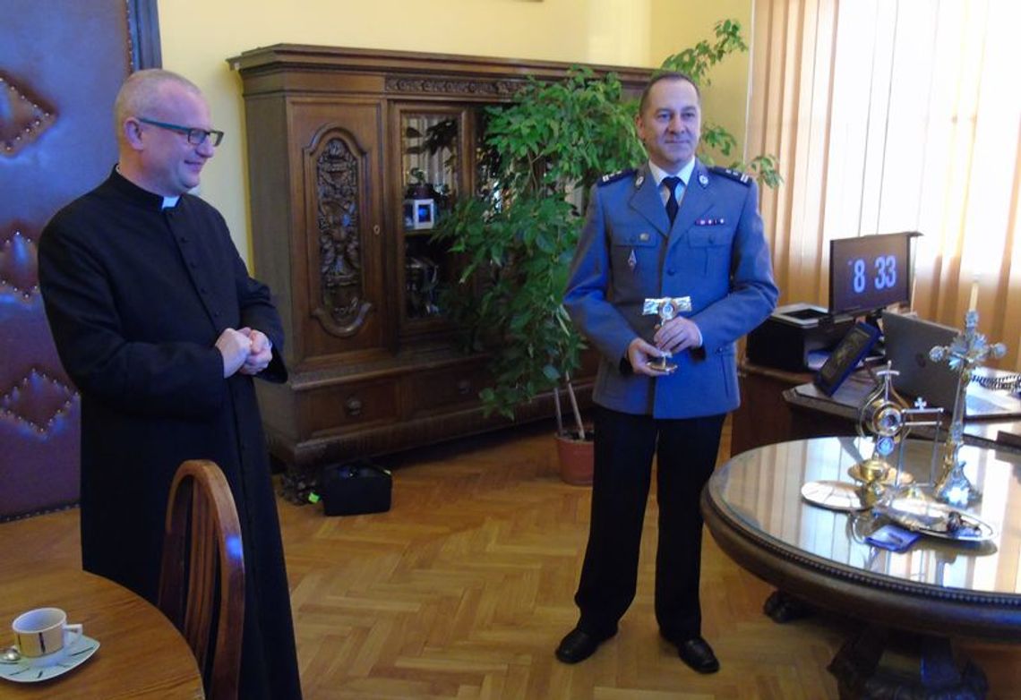 ODZYSKANE RELIKWIE WRÓCIŁY DO PARAFII W PIŁAWIE GÓRNEJ