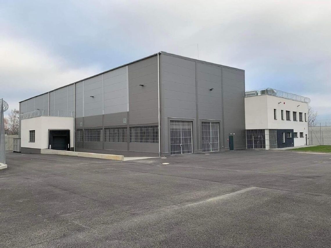 OFERTA WYNAJMU HALI PRODUKCYJNEJ I NAWIĄZANIA WSPÓŁPRACY OFERTA WYNAJMU HALI PRODUKCYJNEJ I NAWIĄZANIA WSPÓŁPRACY