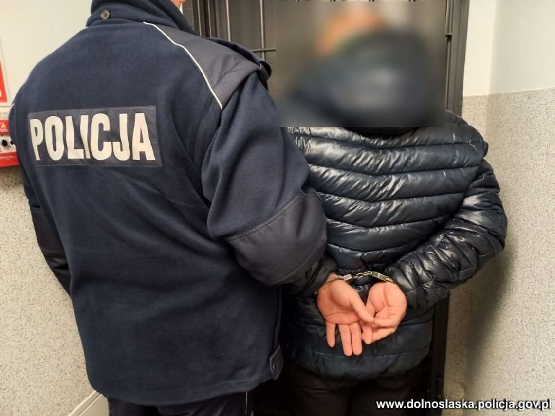 Oleśniccy policjanci zatrzymali mężczyznę podejrzanego o usiłowanie zabójstwa