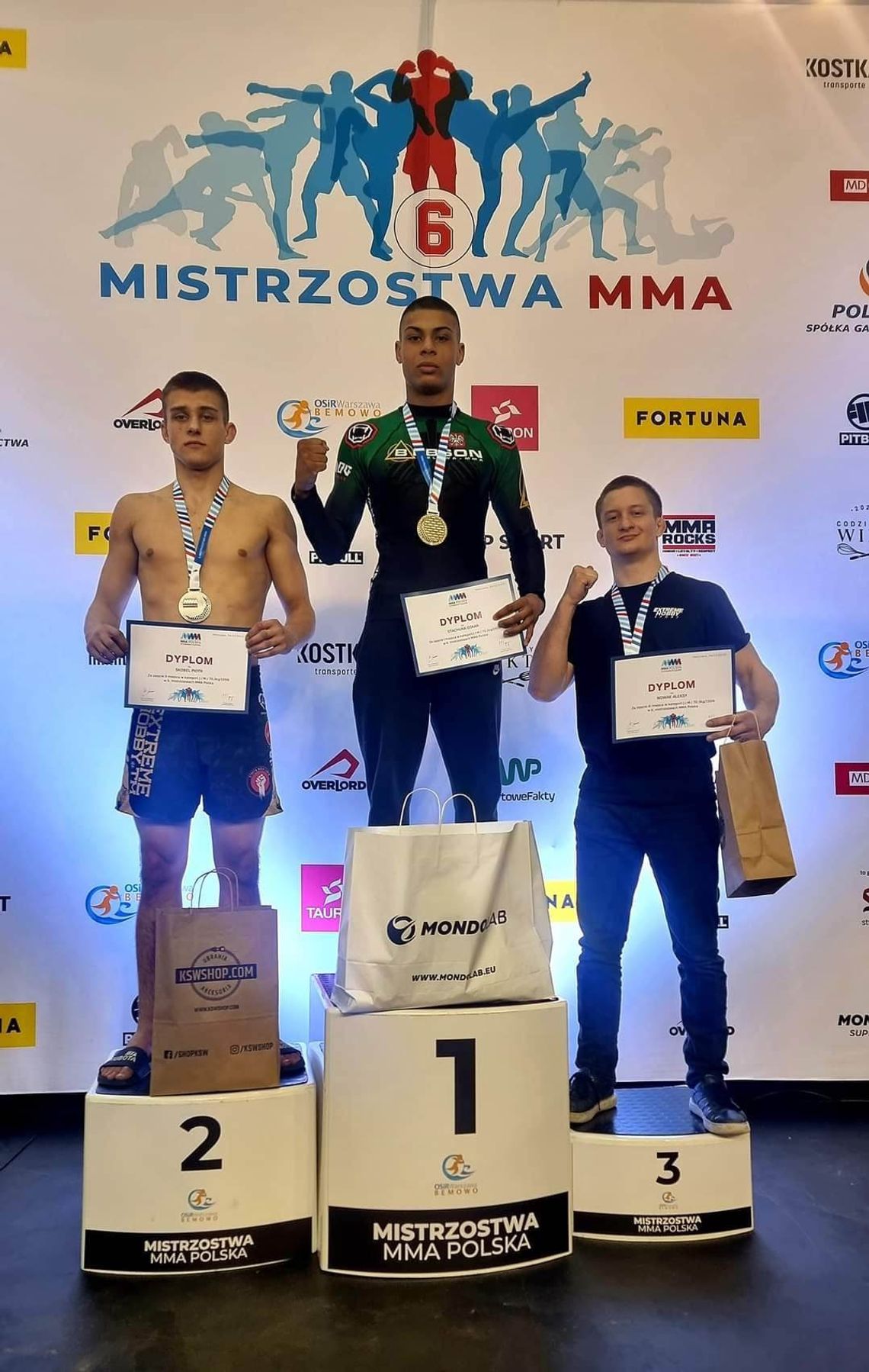 Oskar Stachura z Bielawy mistrzem prestiżowej organizacji MMA Polska