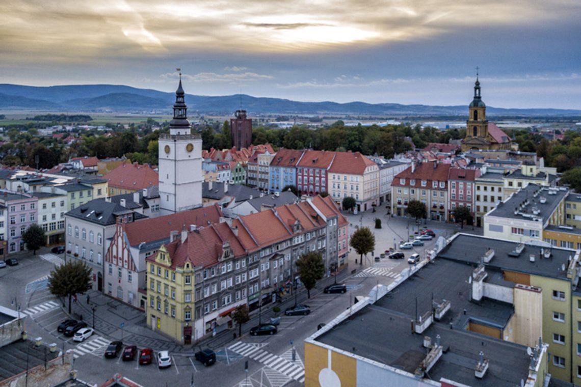 OŚWIADCZENIE POWIATU DZIERŻONIOWSKIEGO OŚWIADCZENIE POWIATU DZIERŻONIOWSKIEGO