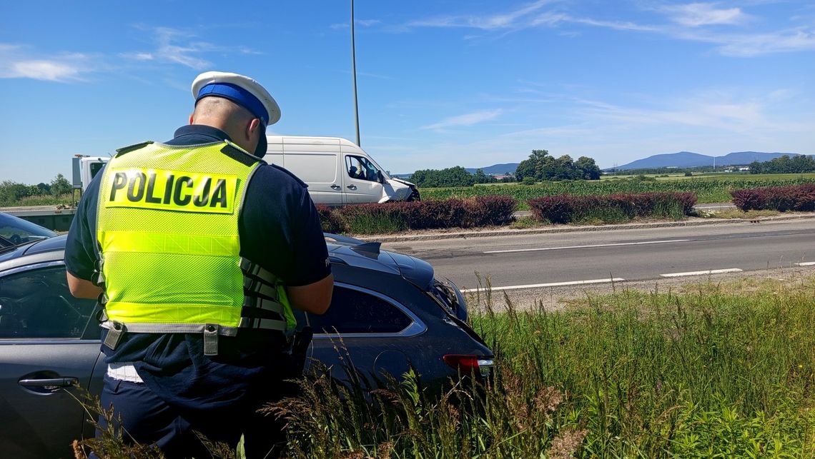 Pieszyce. Wypadek na drodze do Dzierżoniowa Pieszyce. Wypadek na drodze do Dzierżoniowa