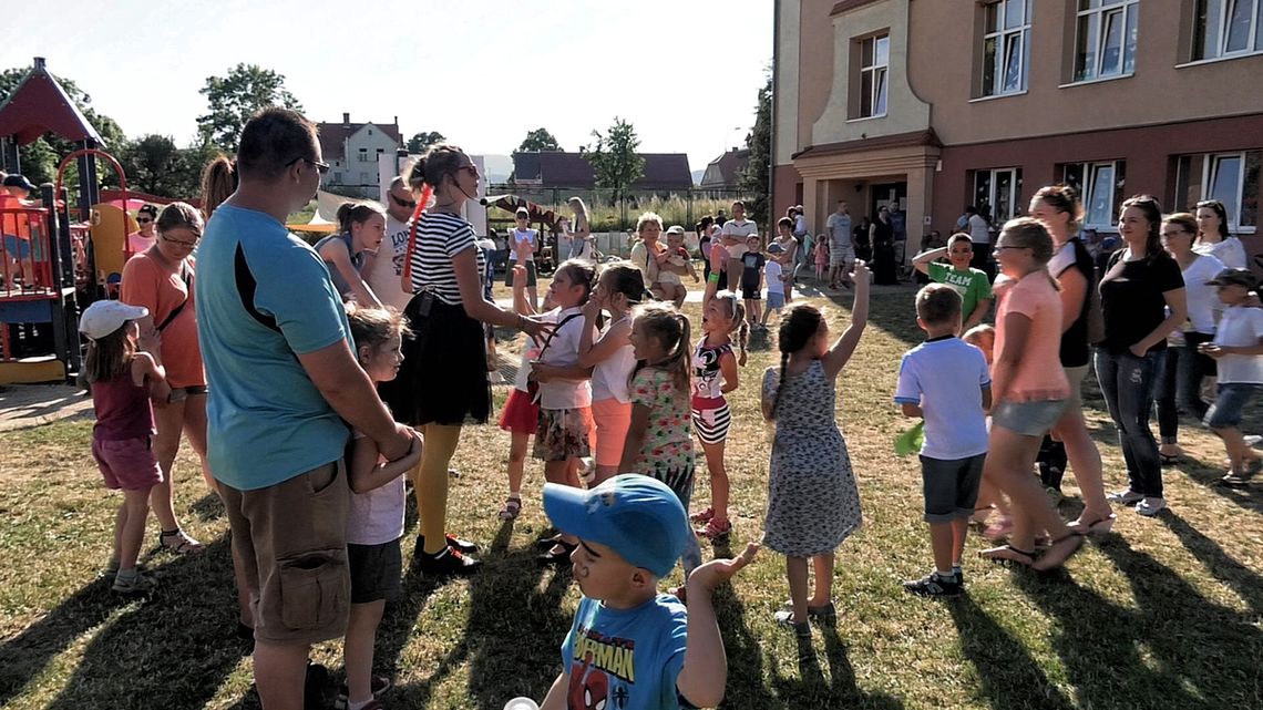 PIKNIK RODZINNY W BIELAWIE PIKNIK RODZINNY W BIELAWIE