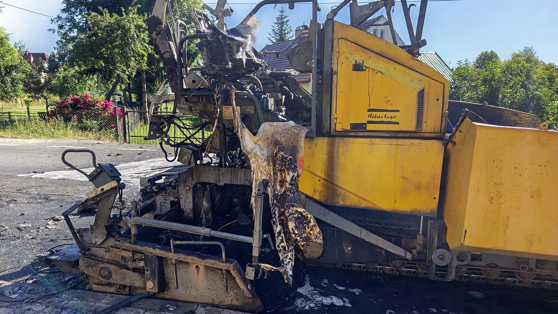 Piława Dolna, pożar maszyny układającej masę bitumiczną