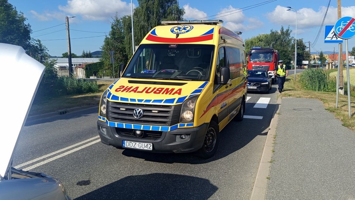 Piława Górna. Zderzenie Volkswagena z Seatem