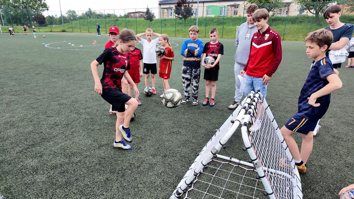 Piłkarski piknik w Piławie Górnej Piłkarski piknik w Piławie Górnej